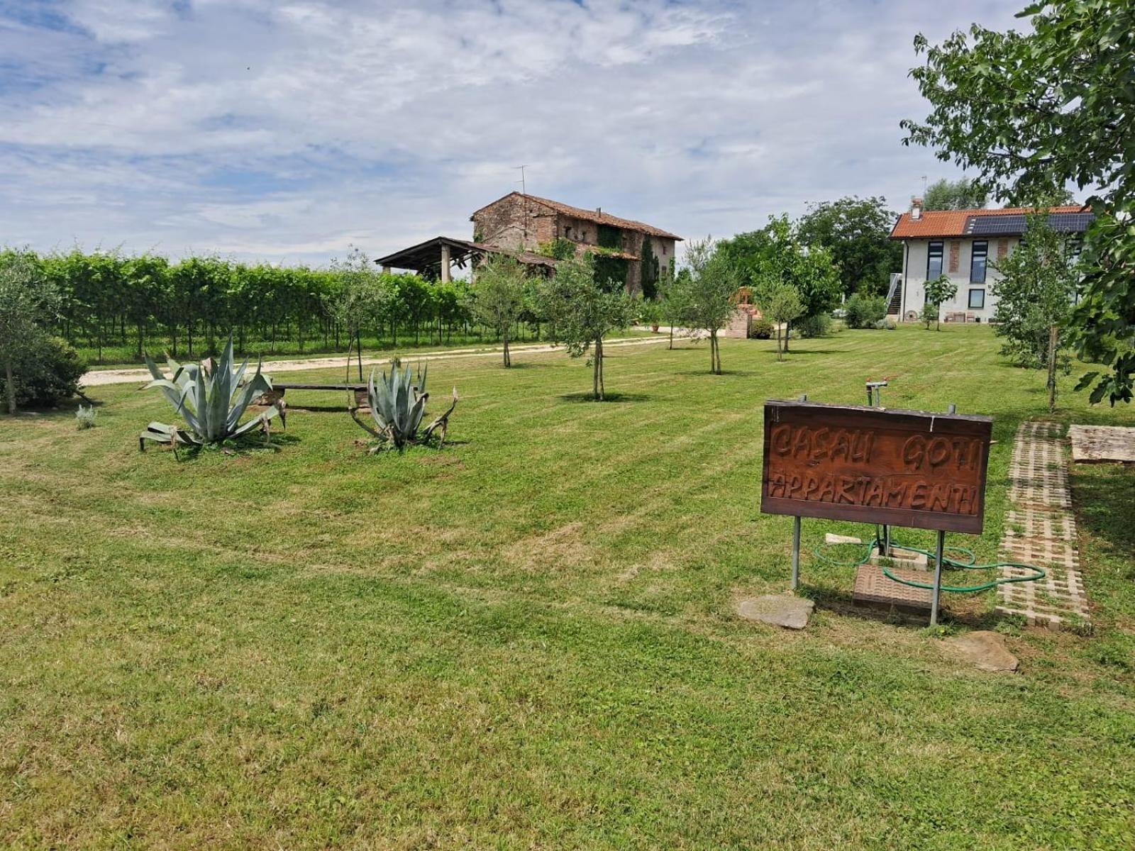 Casa Zafferano - Apartment With Garden Corno di Rosazzo Eksteriør bilde